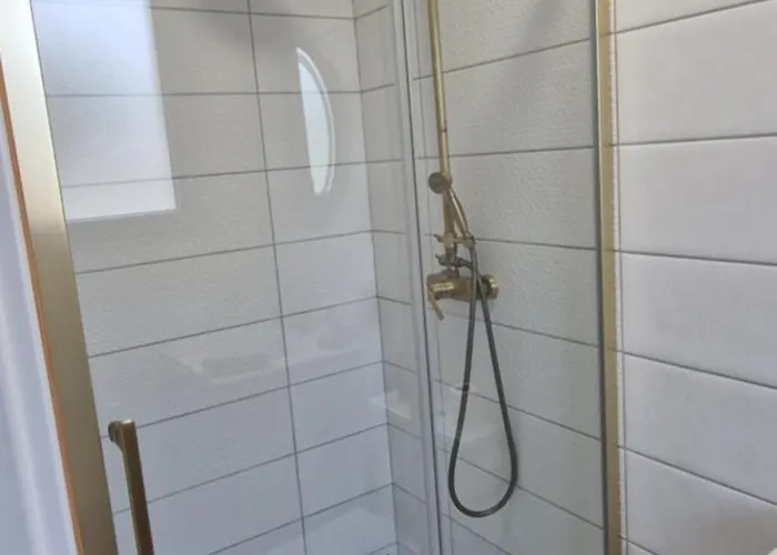 Le Cocon Terracotta & *